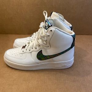 HighTop Nike AF-1’s